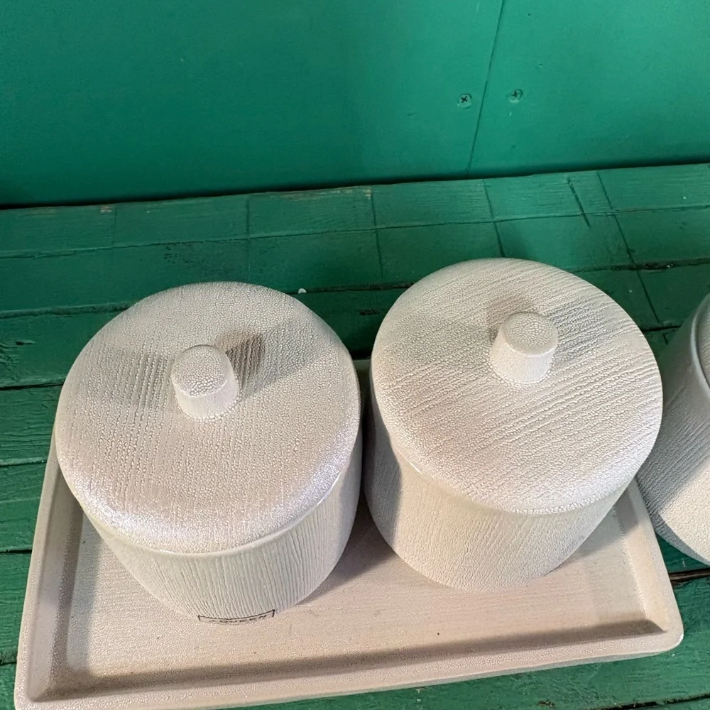 Elegant White Bath Storage Set